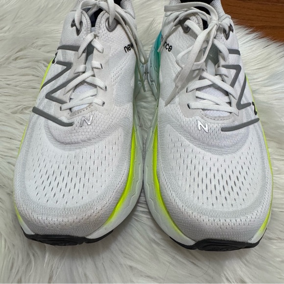 New Balance Fresh Foam X More v4 - Picture 10 of 14